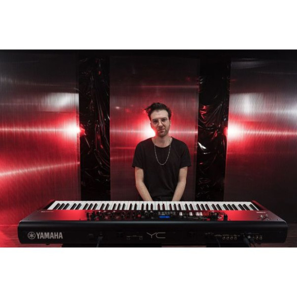 Yamaha YC88 Teclado Sintetizador Escenario 88 teclas con tiradores