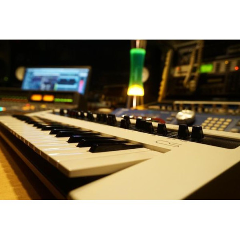 Yamaha REFACE CS Sintetizador Analógico