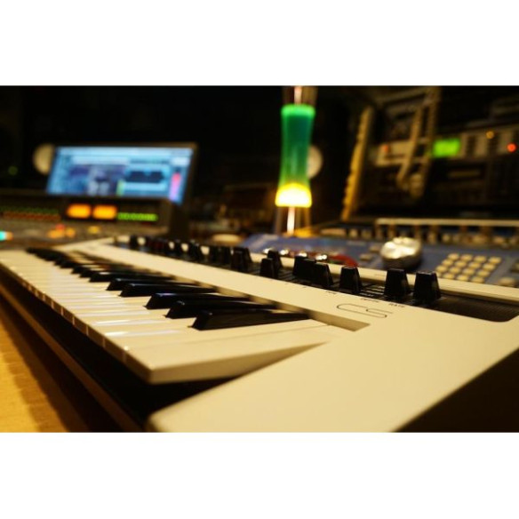 Yamaha REFACE CS Sintetizador Analógico