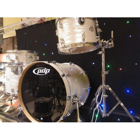 Set de cascos de alta gama PDP by DW serie PLATINUM con acabado White Oyster