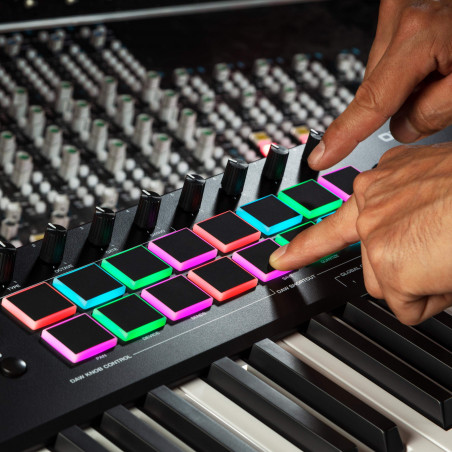 Compra Oxygen Pro 61 online | MusicSales