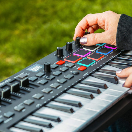 Compra Oxygen Pro Mini online | MusicSales Compra Oxygen Pro Mini online | MusicSales