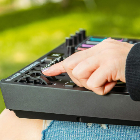 Compra Oxygen Pro Mini online | MusicSales Compra Oxygen Pro Mini online | MusicSales