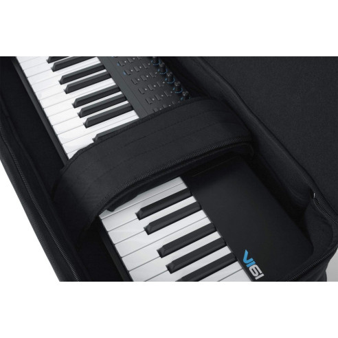 Funda Teclado Gator GKB-49, de nylon resistente para transporte teclados de 49 teclas, asas acolchadas y reforzadas.