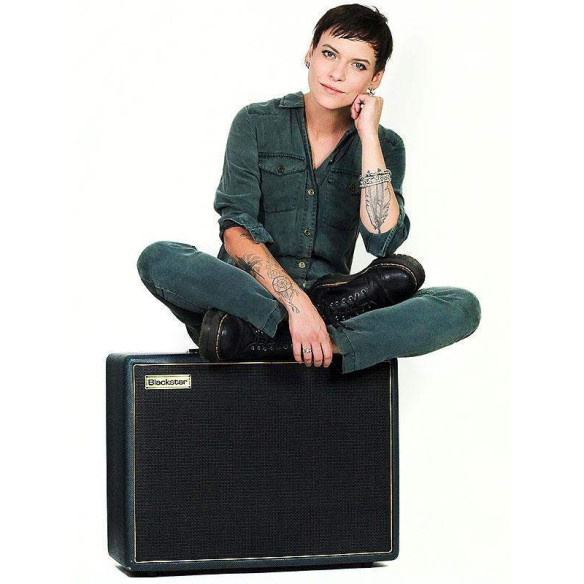 CV30 Amplificador Signature Carmen Vandenberg