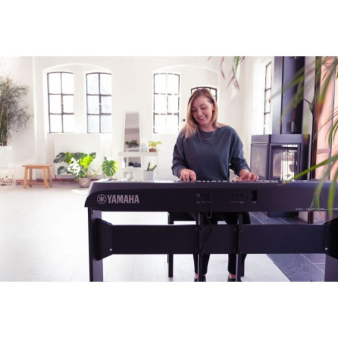 Yamaha DGX-670B Piano Digital 88 Teclas Negro