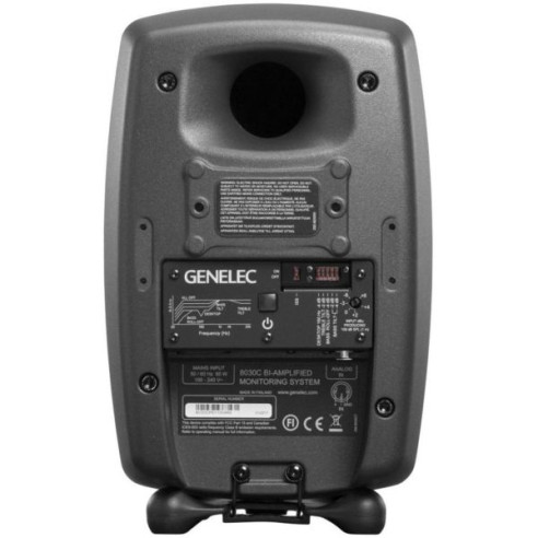 Genelec 8030CP Monitor Estudio Amplificado Nearfield 5"