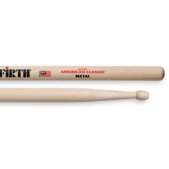 Baquetas Vic Firth CM Metal American Classic Hickory, con cabeza oval y con un extra de balance y potencia.