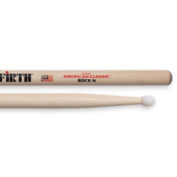 Baquetas Vic Firth Rock N American Classic Nylon, su cabeza oval produce un sonido lleno. Perfecta para rock y banda.