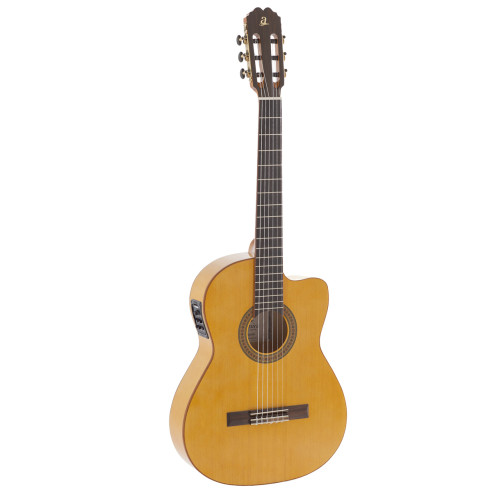 Triana Guitarra Flamenco Electrificada Cutaway Fishman