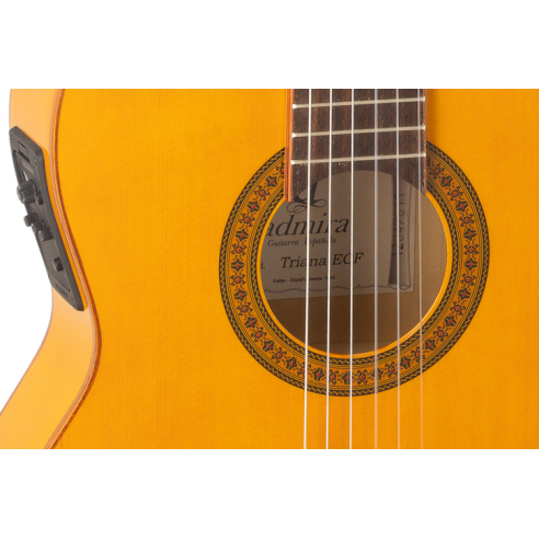 Admira TRIANA Guitarra Flamenco Electrificada Cutaway Fishman