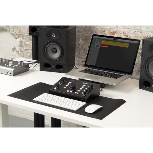 AUDIENT NERO Controlador de sobremesa para monitores