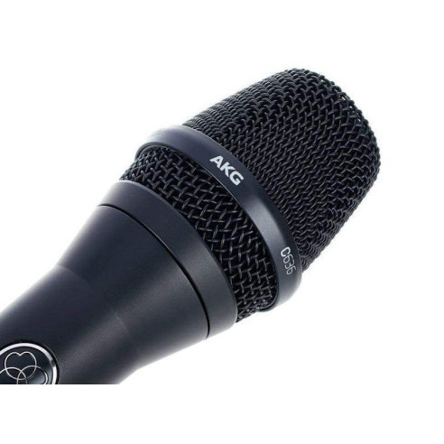 C636 Micrófono Condensador para Voces 