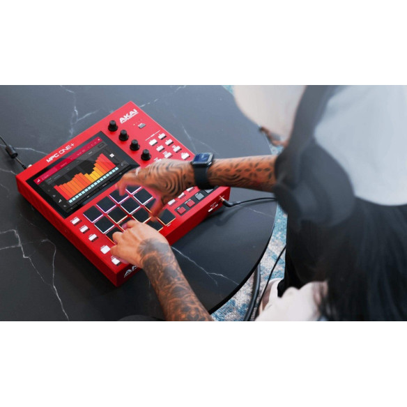 Akai MPC-ONE PLUS Sampler/Secuenciador de Ritmos