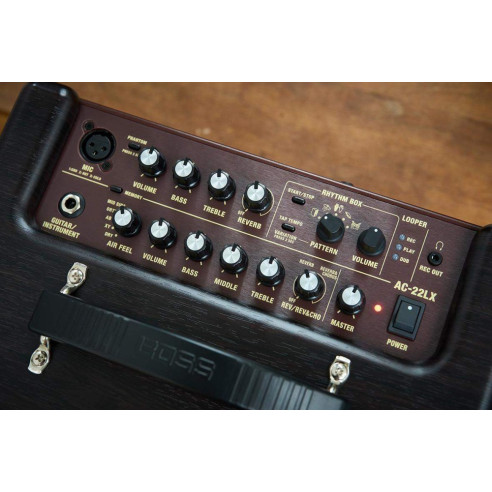 Boss AC-22LX Amplificador Guitarra Acústica