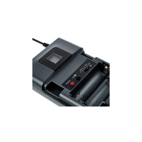 SENNHEISER XSW 2-C/1 Rango A, Set Instrumento.Guitarra/Bajo. UHF,8 bancos de 12 canales,