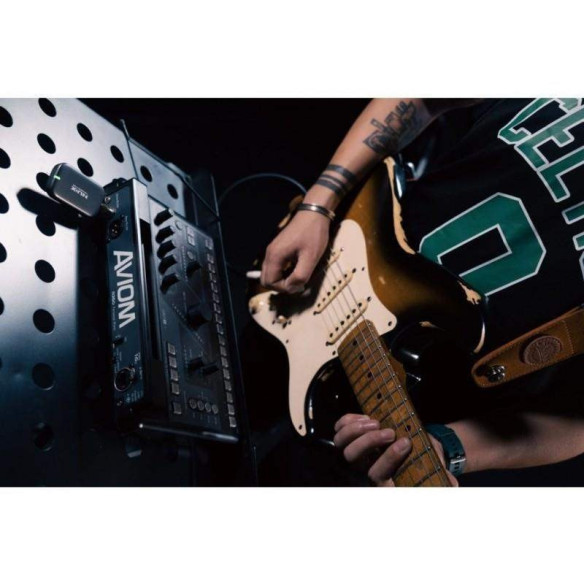 El NUX B-7PSM es un sistema de monitor interno inalámbrico personal con exploración automática del entorno de RF