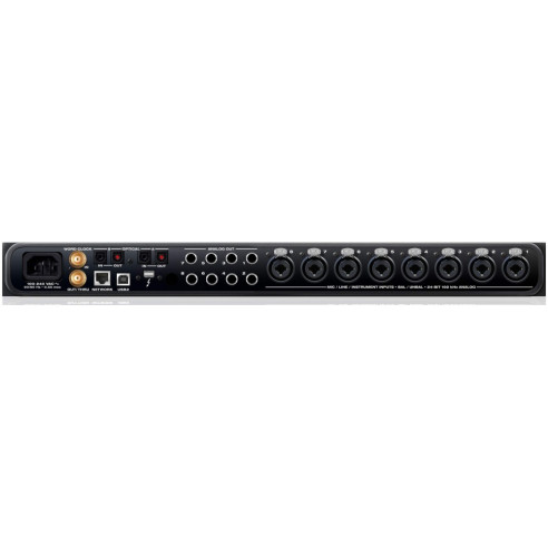 Interface de audio USB Motu 8PRE ES con conversores de A/D ESS Sabre32 DAC y dos pantallas a todo color.