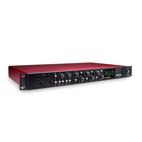 Previo multicanal ADAT Focusrite Scarlett Octopre con 8 entradas de línea balanceadas y 2 entradas de instrumento.