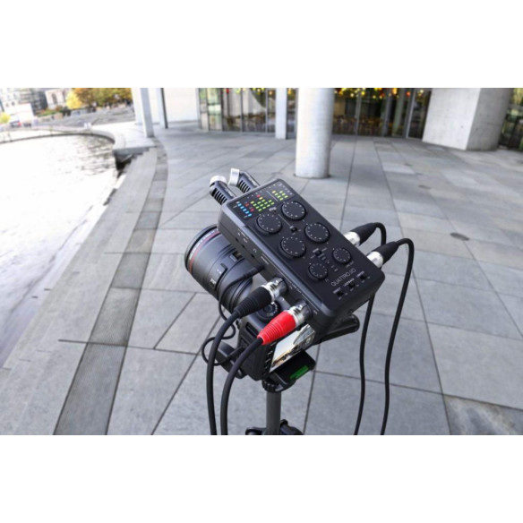 IK Multimedia IRIG PRO QUATTRO I/O Interface audio y midi 4 entradas