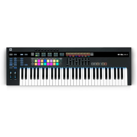 Controlador de teclado equipado con MIDI, CV y secuenciador de ocho pistas Novation 61SL MK III. Controlador de teclado equipado con MIDI, CV y secuenciador de ocho pistas Novation 61SL MK III.