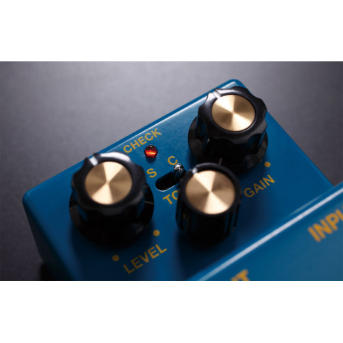 Pedal de efecto Boss BD-2W Blues Driver de la serie  especial Waza Craf.