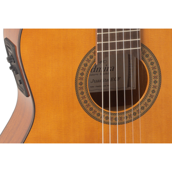 Admira Juanita EC Guitarra Clásica Electrificada Cutaway EQ6