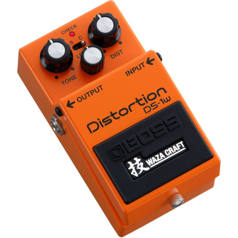 Boss DS-1W Pedal Distorsión WazaCraft Edtion