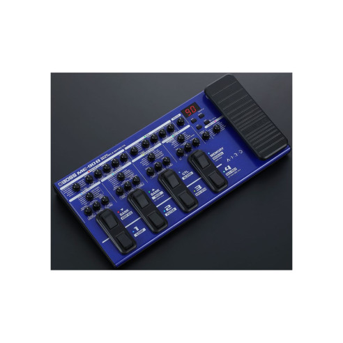 Boss ME-90B Pedalera Multiefectos para Bajo