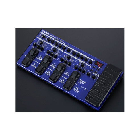 Boss ME-90B Pedalera Multiefectos para Bajo