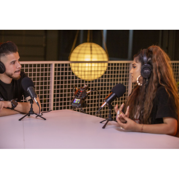 Zoom H8  MS PACK Grabadora de 8 pistas  Interface USB  2 Cápsulas