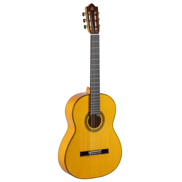 Admira BULERÍA CUTAWAY FISHMAN Guitarra Flamenco
