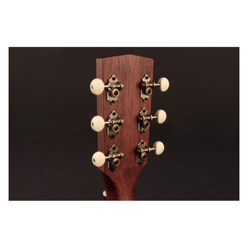 Guitarra acústica Cort EARTH 100SSF en acabado sunburst.