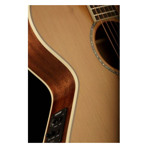 Guitarra electroacústica Cort SFX-CED NS con tapa de maciza de cedro rojo aros de caoba y fondo de caoba maciza