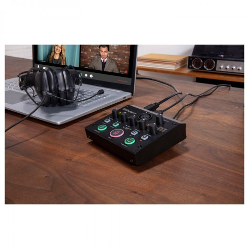 Compra UVC-02 Web Presentation Dock online | MusicSales