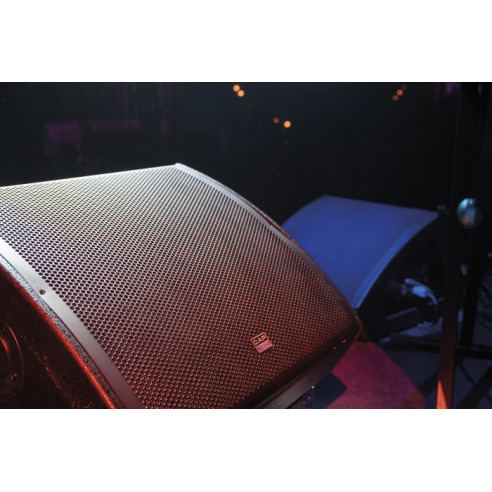 DAP AUDIO M15 . Monitor activo de 15" biamplificado de 415 W RMS. Bi-Amplificado.
