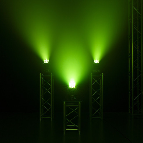 BeamZ COBRA 720 LED Cabeza Móvil Wash con Zoom