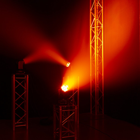 BeamZ COBRA 720 LED Cabeza Móvil Wash con Zoom