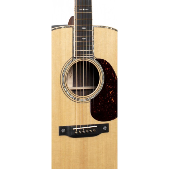 D 42 Modern Deluxe Guitarra Acústica