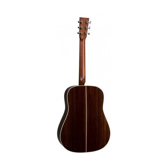 Construida en un formato 000, tapa de Abeto de Sitka de grano fino combinado con aros y fondo de palisandro de la India.