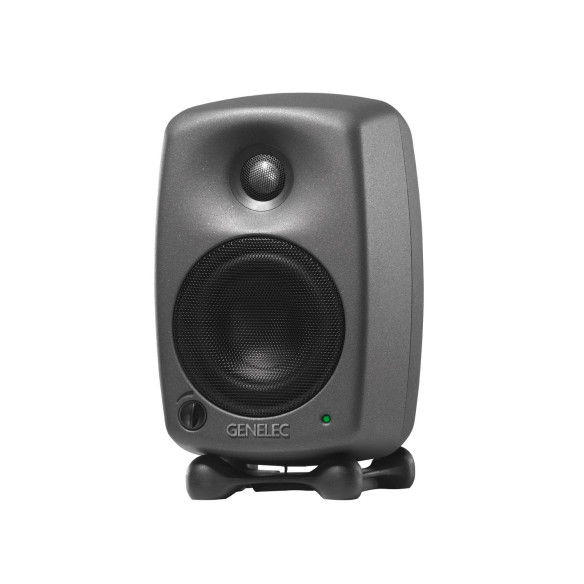 Genelec 8020DPM Monitor Estudio Amplificado Nearfield 4"