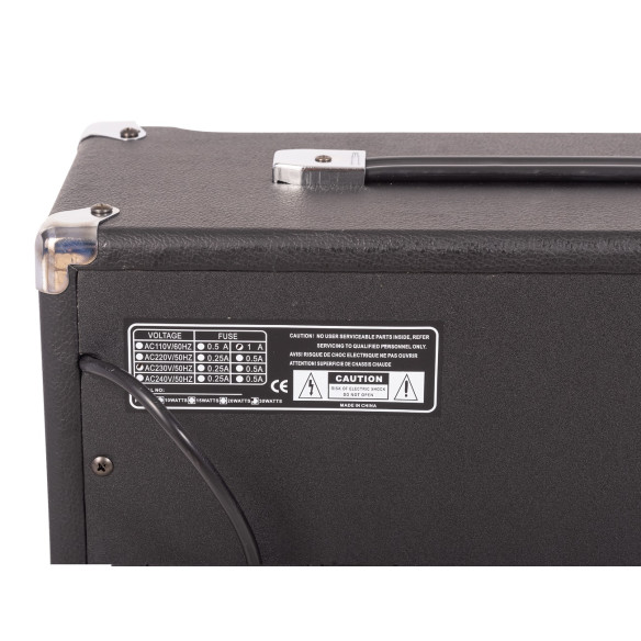 EK B30 Amplificador bajo eléctrico 30W