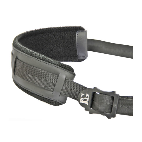 Cordón Fagot BG B02 tipo bandolera, en nylon, acolchado, con hombrera y 2 ganchos metálicos.