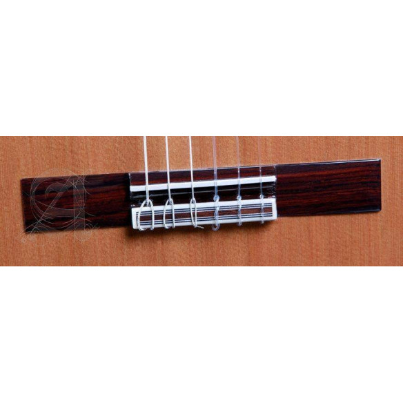 Alhambra 6 EBANO BLANCO Guitarra Clásica con funda