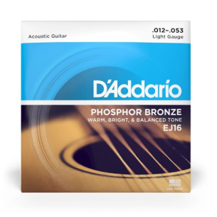 Juego de cuerdas para guitarra acústica d'Addario Phosphor Bronze EJ16, Light, calido, brillante y con buen equilibrio.