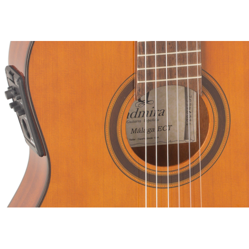 Admira Málaga ECTF Guitarra Clásica Electrificada Ctw Estrecha