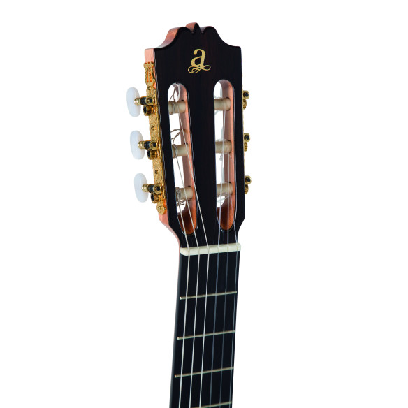 Admira A20 Guitarra Clásica Artesanía