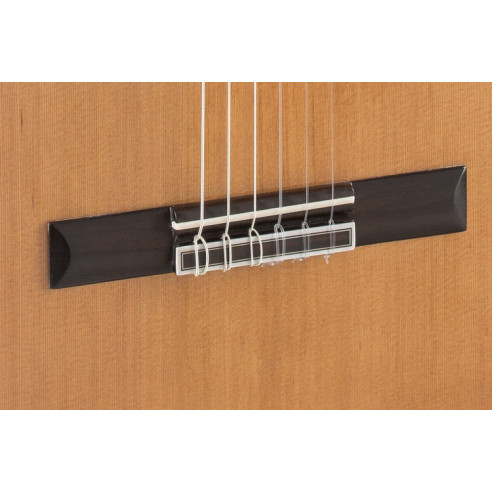 Admira A15 EF Guitarra Clásica Artesanía Electrificada