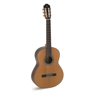 Admira A10 Guitarra Clásica Artesanía