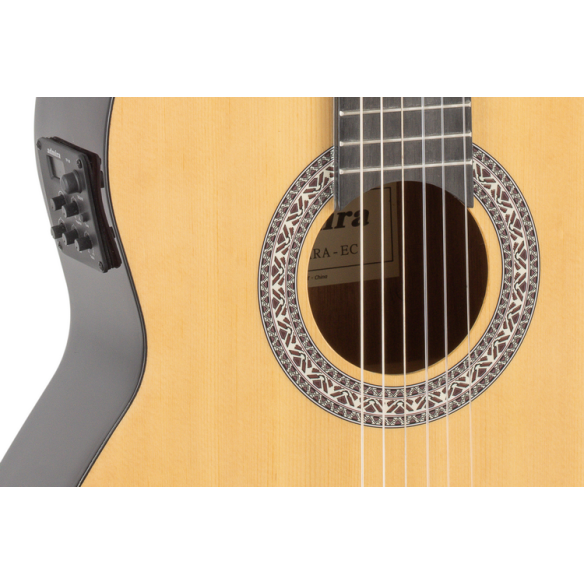 Admira Sara EC Guitarra Clásica Iniciación Electrificada Cutaway Admira Sara EC Guitarra Clásica Iniciación Electrificada Cutaway